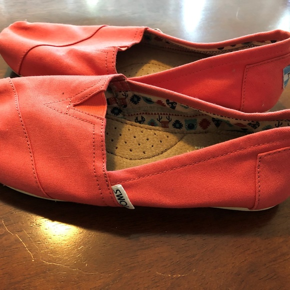 Coral pink Toms womens size W8,5 - Picture 2 of 4